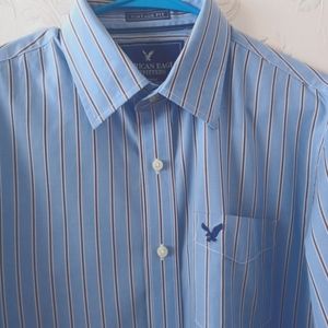 American Eagle Men's Large Button Down shirt.